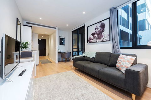 Luxury 1 Bed Unit BEST LOCATION IN SOUTH YARRA - Accommodation Great Ocean Road 0