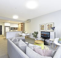 Luxury 1 bedroom  1 study with 1 parking