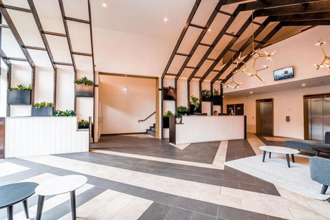 Luxury 2BR Yarra River Views WIFI-Netflix-Pool-Gym - Accommodation Great Ocean Road 2