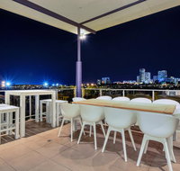 Luxury Darwin City Lights Jacuzzi Central Location Large House New Furnishings - Accommodation Great Ocean Road