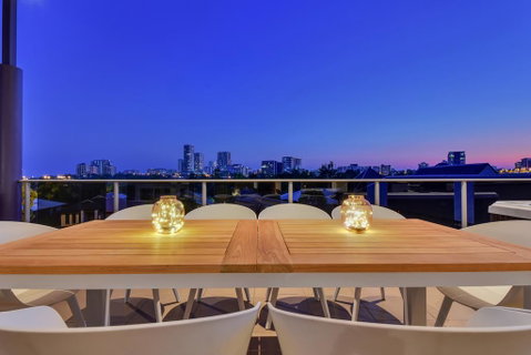 Luxury Darwin City Lights Jacuzzi Central Location Large House New Furnishings - Accommodation Great Ocean Road 1