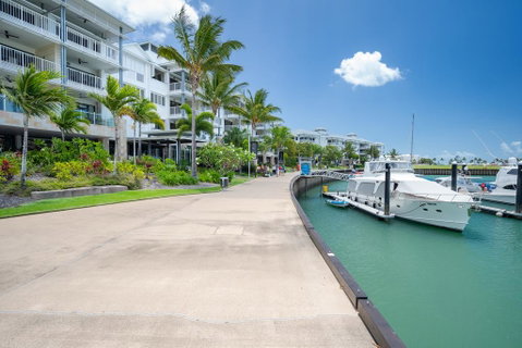 Luxury Marina View Apartment - Accommodation Great Ocean Road 0