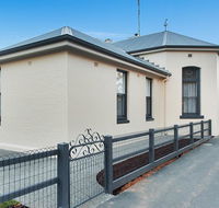 Luxury on the Esplanade - Accommodation Great Ocean Road