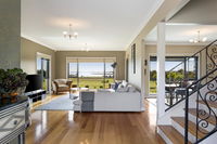 Book Clarence Point Accommodation Vacations Accommodation Great Ocean Road Accommodation Great Ocean Road