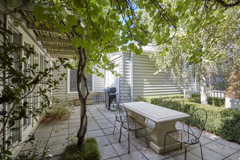 Mews Cottages - Accommodation Great Ocean Road 1