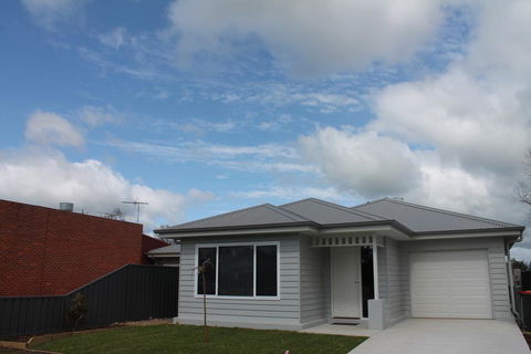 Milawa Vineyard Views - Guesthouse 2 - Accommodation Great Ocean Road 3