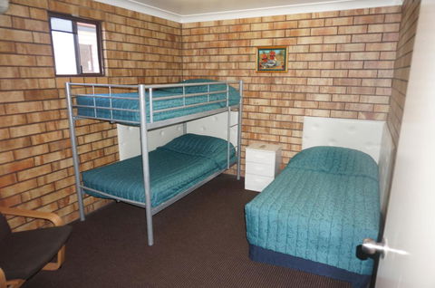 Miles Outback Motel - Accommodation Great Ocean Road 1