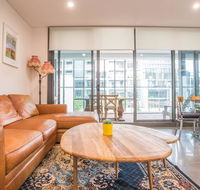 Modern 1bed1study Apt near Station  MQ Centre - Accommodation Great Ocean Road