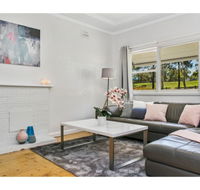 Modern Aus home on the edge of North Ryde Oval - Accommodation Great Ocean Road