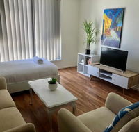 Modern Unit Near To Surfers Paradise - Accommodation Great Ocean Road