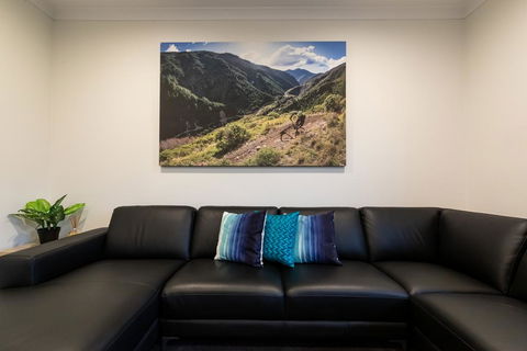 Mountain Mist Retreat - 6 Bedrooms - Accommodation Great Ocean Road 3