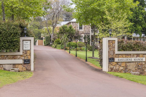 Grand Mercure Basildene Manor - Accommodation Great Ocean Road 15