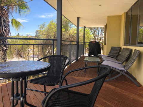 Mullaloo Beachfront Retreat - Accommodation Great Ocean Road 11