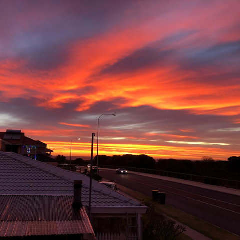 Mullaloo Beachfront Retreat - Accommodation Great Ocean Road 12