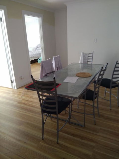 DIANELLA Budget Rooms Happy Place To Stay - Accommodation Great Ocean Road 16