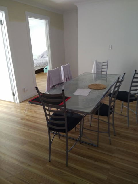 DIANELLA Budget Rooms Happy Place To Stay - Accommodation Great Ocean Road 34