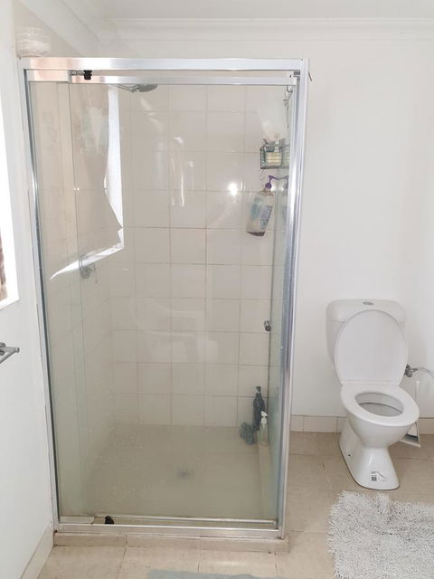 DIANELLA Budget Rooms Happy Place To Stay - Accommodation Great Ocean Road 12