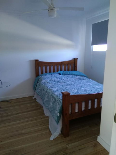 DIANELLA Budget Rooms Happy Place To Stay - Accommodation Great Ocean Road 36