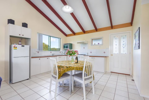 Surfside Ocean Beach Denmark Holiday Accommodation - Accommodation Great Ocean Road 31