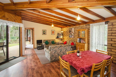 Yelverton Brook Conservation Sanctuary - Accommodation Great Ocean Road 29