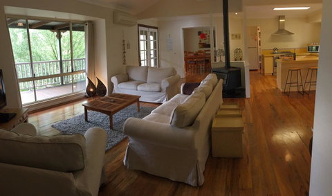 Tegwan's Nest Holiday Home - Accommodation Great Ocean Road 4