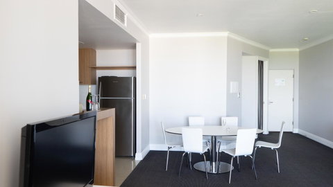 Mullaloo Beach Hotels & Apartments - Accommodation Great Ocean Road 3