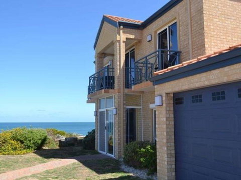 Caravel Beach House Mandurah - Accommodation Great Ocean Road 28