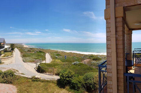 Caravel Beach House Mandurah - Accommodation Great Ocean Road 2