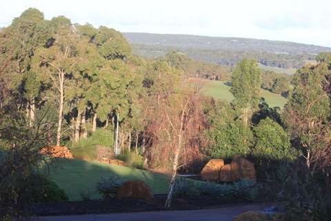 The Farmhouse - Accommodation Great Ocean Road 11