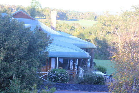 The Farmhouse - Accommodation Great Ocean Road 20