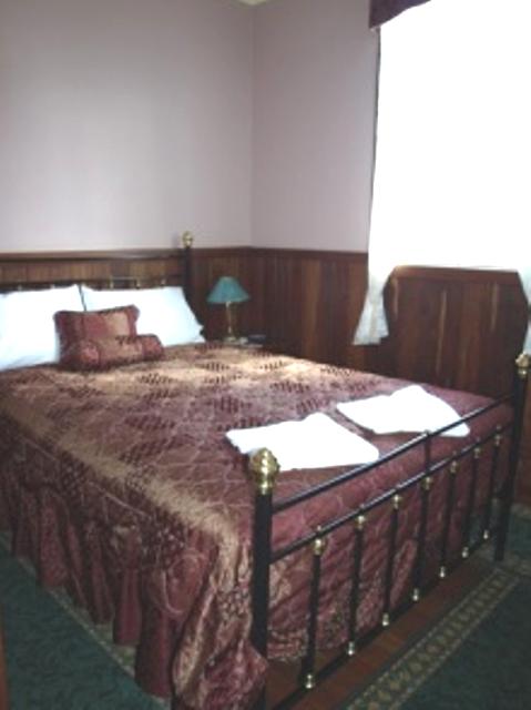 Pemberton Old Picture Theatre Holiday Apartments - Accommodation Great Ocean Road 16