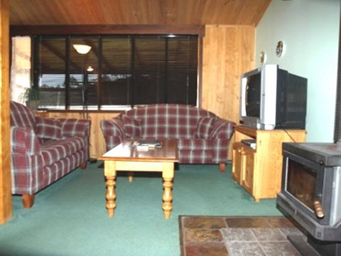 Pemberton Old Picture Theatre Holiday Apartments - Accommodation Great Ocean Road 1