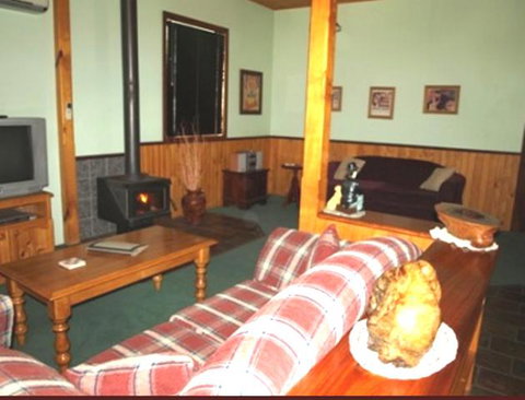 Pemberton Old Picture Theatre Holiday Apartments - Accommodation Great Ocean Road 21