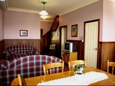 Pemberton Old Picture Theatre Holiday Apartments - Accommodation Great Ocean Road 3