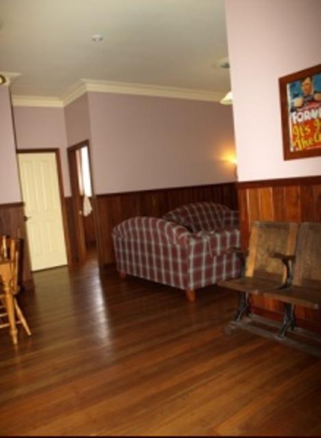 Pemberton Old Picture Theatre Holiday Apartments - Accommodation Great Ocean Road 27