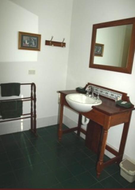 Pemberton Old Picture Theatre Holiday Apartments - Accommodation Great Ocean Road 13