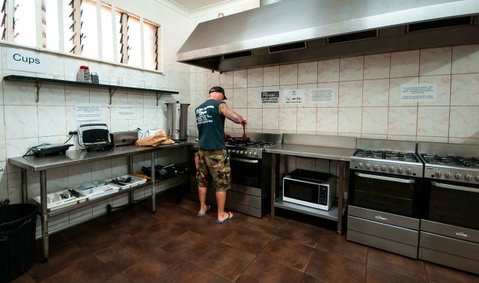 The Hive Hostel - Traveler Friendly, Passport Only - Accommodation Great Ocean Road 9