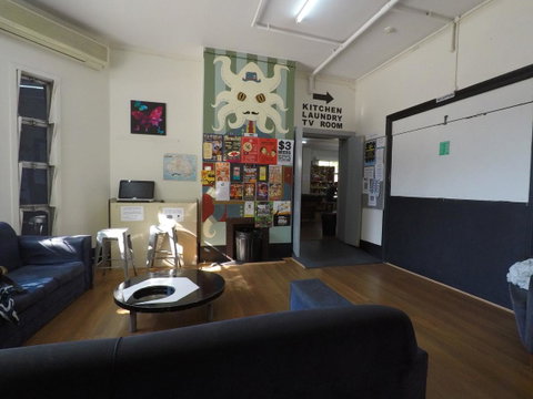 The Hive Hostel - Traveler Friendly, Passport Only - Accommodation Great Ocean Road 23
