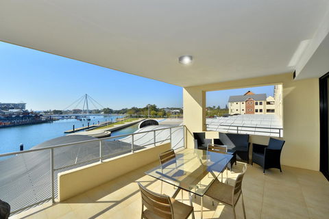 Dolphin Quay Apartments - Accommodation Great Ocean Road 9