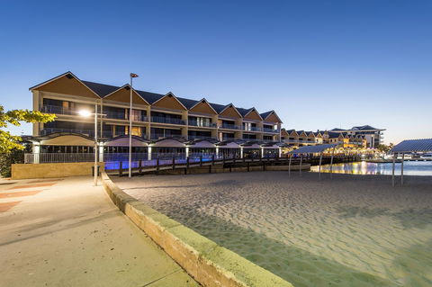 Dolphin Quay Apartments - Accommodation Great Ocean Road 0