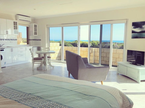 Ocean Reef Vista - Accommodation Great Ocean Road 11