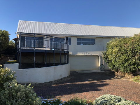 Halls Head Beach House - Accommodation Great Ocean Road 1