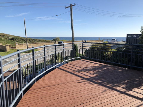 Halls Head Beach House - Accommodation Great Ocean Road 0