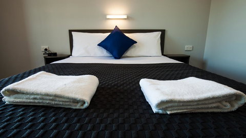 Beadon Bay Hotel - Accommodation Great Ocean Road 5