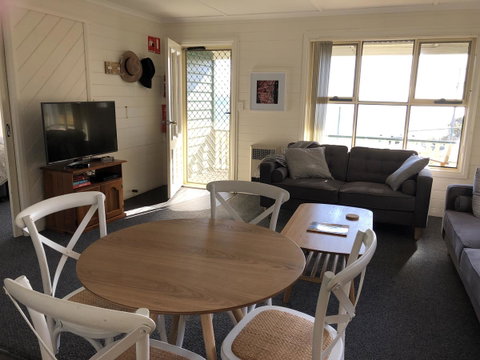 BINALONG BEACH COTTAGE Beachfront At Bay Of Fires Next To Restaurant - Accommodation Great Ocean Road 5