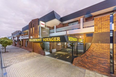 Beachfront Voyager Motor Inn - Accommodation Great Ocean Road 2