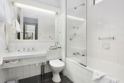 Beachfront Voyager Motor Inn - Accommodation Great Ocean Road 14