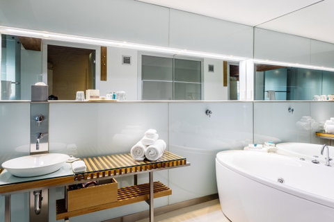 The Henry Jones Art Hotel - Accommodation Great Ocean Road 41