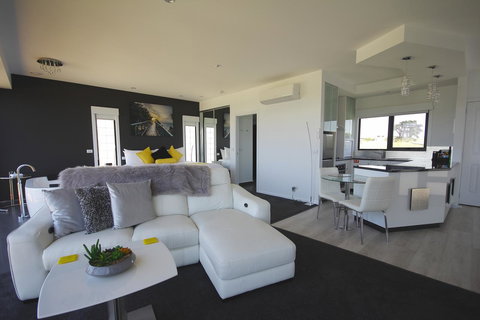 Horizon Deluxe Apartments - Accommodation Great Ocean Road 1