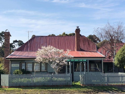 Kerrellie Cottages 2, 4 & 8 Reid Street - Accommodation Great Ocean Road 0